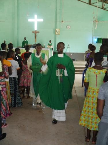 10Administering-holy-water-5