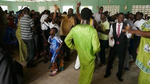 29Praising-God-after-healing-and-deliverance-1