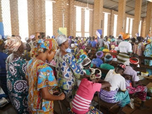 Mass - The congregation