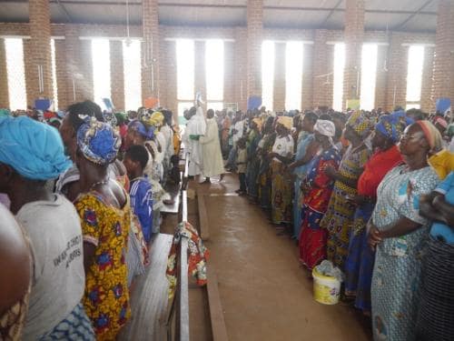 Mass - Sprinkling holy water