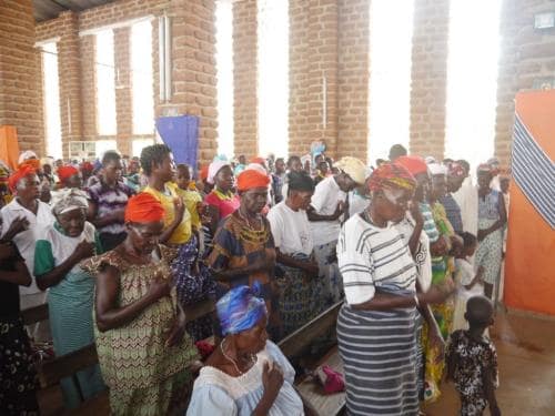 Mass - Sprinkling holy water