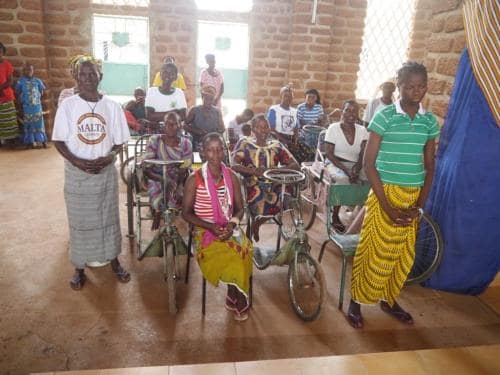 Mass - Sprinkling holy water