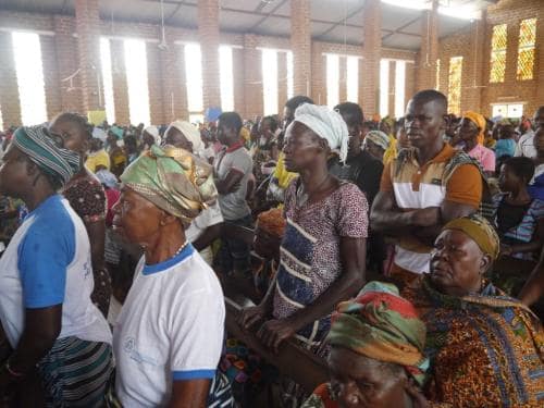 Mass - The congregation