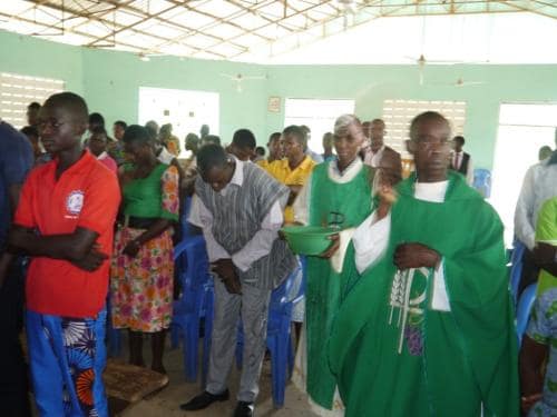 10Administering-holy-water-4