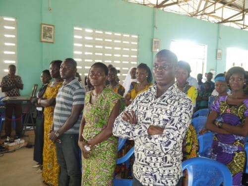 9Praise-and-worship-team-3